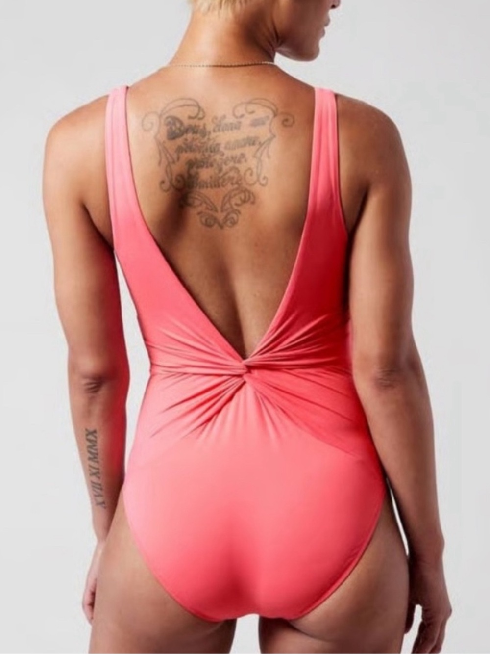 NWT Athleta Hampton One Piece Swim Suit Open Back Coral Petal Pink Size Small